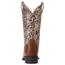 Ariat Women's Round Up Wide Square Toe Western Boot -Cowboy Essentials Shop 10040363 2
